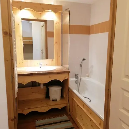 Apartment Station Orelle-val Thorens, App 4-6 Pers, Piscine Et
